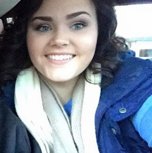 Meet your Posher, Alyssa